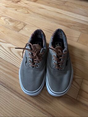 Vans Women's Olive Canvas Low-Top Sneakers with Brown Laces